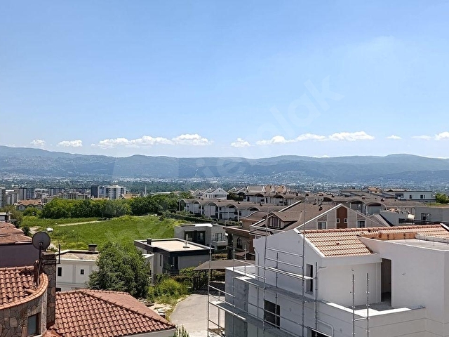 BURSA/NİLÜFER/ÖZLÜCE 19 MAYIS / HAVUZLU/ 3.5 KATLI LÜKS VİLLA - Görsel 20