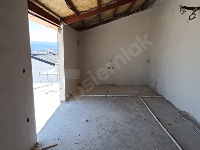 BURSA/NİLÜFER/ÖZLÜCE 19 MAYIS / HAVUZLU/ 3.5 KATLI LÜKS VİLLA - Görsel 30