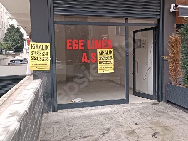 İçerenköy Ahmet Tarık Sokakta Yeni Kiralık Dükkan/Ofis/İşyeri - Görsel 3