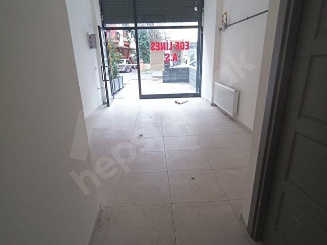 İçerenköy Ahmet Tarık Sokakta Yeni Kiralık Dükkan/Ofis/İşyeri - Görsel 11