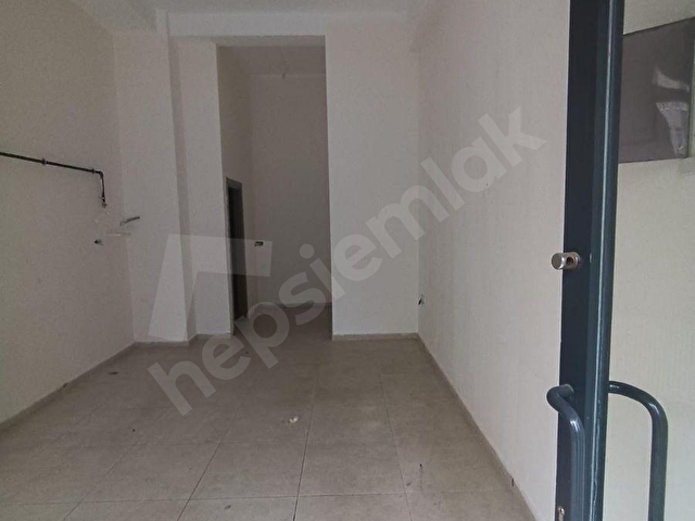 İçerenköy Ahmet Tarık Sokakta Yeni Kiralık Dükkan/Ofis/İşyeri - Görsel 5
