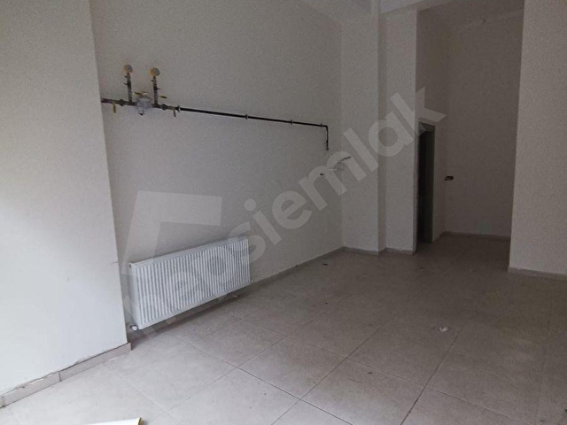 İçerenköy Ahmet Tarık Sokakta Yeni Kiralık Dükkan/Ofis/İşyeri - Görsel 9