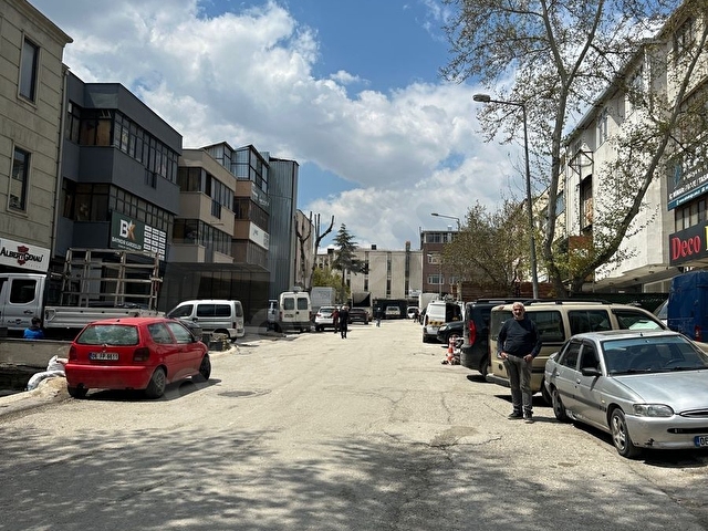 BEYAZIT EMLAKDAN SİTELER ÖZGÜ CADDESİNDE 210 MT ARSA - Görsel 2