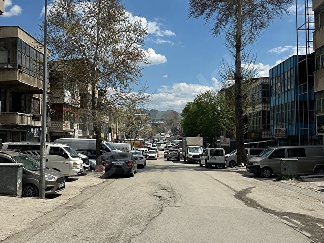 BEYAZIT EMLAKDAN SİTELER ÖZGÜ CADDESİNDE 210 MT ARSA - Görsel 3