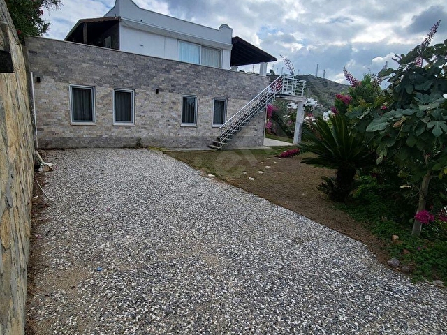 (VİDEO)Günbatımı Sitesinde Özel Köşe Otoparklı Satılık Villa - Görsel 8