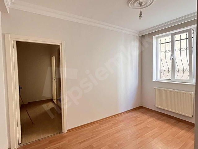 SANCAKTEPE YUNUSEMRE MAHALLESİNDE KİRALIK 3+1 TERS DUBLEKS DAİRE - Görsel 12