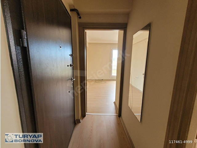 Bornovada Ege Üniversitesi ve Evka-3 Metroya Yürüme Mesafesinde Kiralık Eşyalı 1+1 Daire - Görsel 9