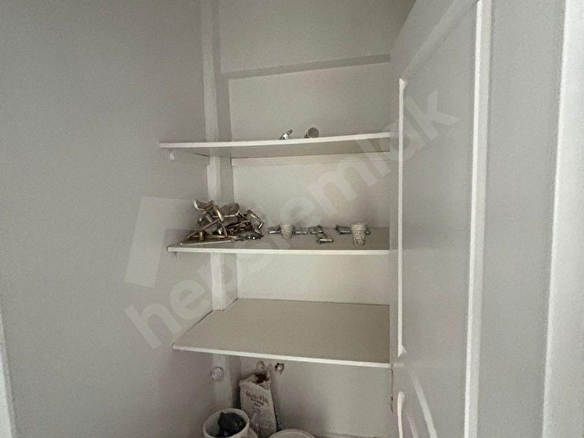 YEDİTEPE DE MERKEZİ KONUMDA SATILIK 3+1 - Görsel 11