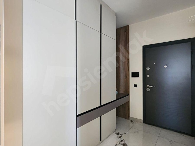 TATİL KÖYÜ BANDINDA SIFR EŞYALARI İLE SATILIK 2+1 HAVUZLU DAİRE - Görsel 20