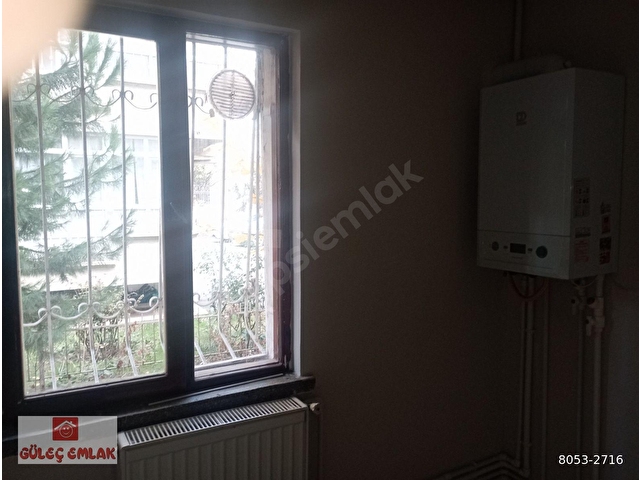 GÜLEÇTEN YUKARI ÖVEÇLERDE MERKEZİ DÜZ YERDE BAKIMLI,İÇİ TEMİZ,FERAH  3+1 120 M2 BAHÇE KATI DAİRE - Görsel 4
