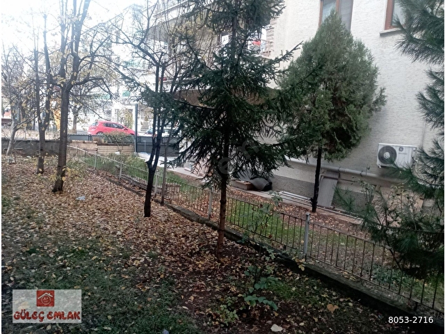 GÜLEÇTEN YUKARI ÖVEÇLERDE MERKEZİ DÜZ YERDE BAKIMLI,İÇİ TEMİZ,FERAH  3+1 120 M2 BAHÇE KATI DAİRE - Görsel 26