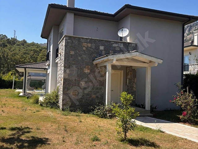 Göcekte Çarşıya Yakın Kiralık Müstakil Havuzlu 4+1 Villa - Görsel 3