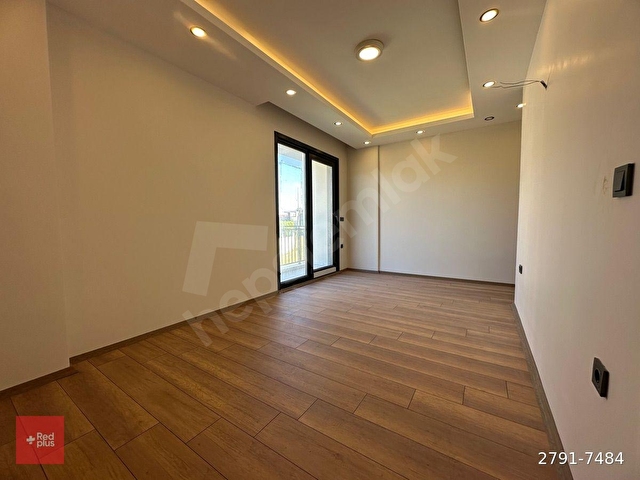 Büyükçekmece Güzelcede Deniz Manzaralı 8+1 Satılık Villa - Görsel 20