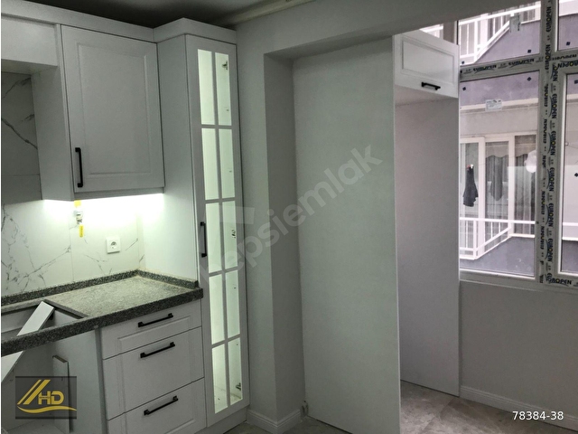 TİRE ATILIM EMLAK TAN SATILIK MASRAFSIZ DAİRE - Görsel 4
