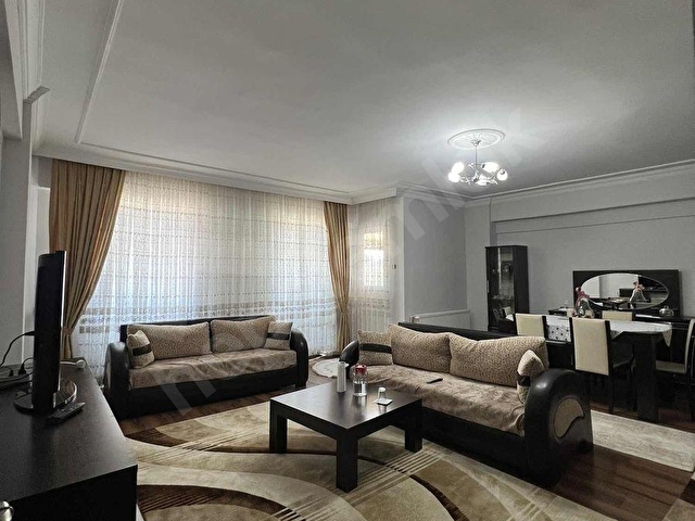 GÖRGÜLÜ EMLAKTAN ŞEHRİN MERKEZİNDE ACİL SATILIK 2+1 DAİRE - Görsel 7