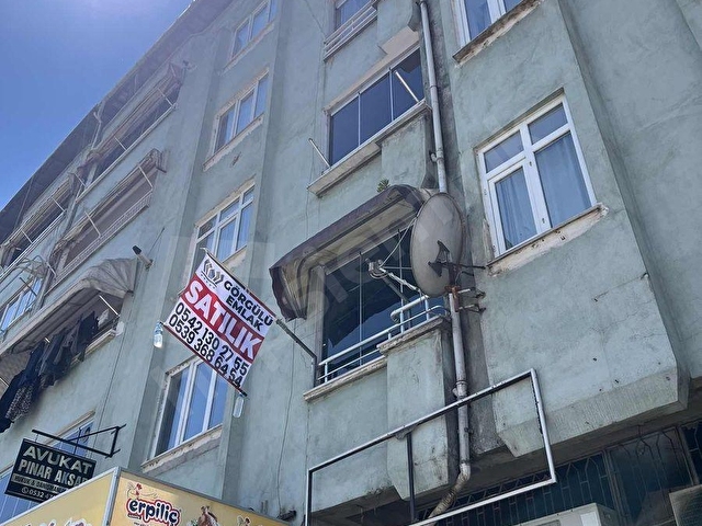GÖRGÜLÜ EMLAKTAN ŞEHRİN MERKEZİNDE ACİL SATILIK 2+1 DAİRE