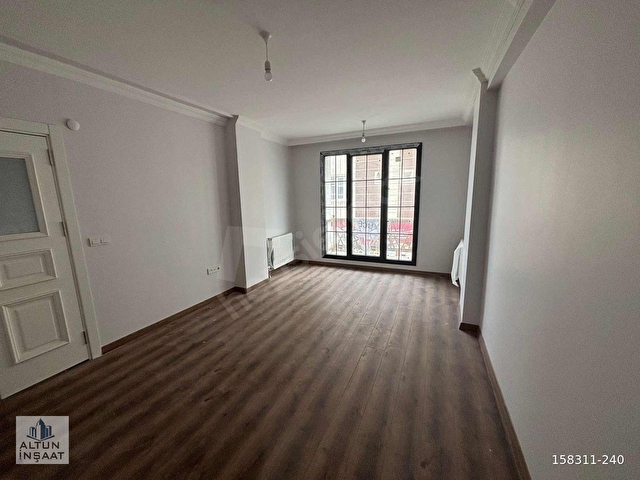 ARNAVUTKÖY ANADOLU MAH MERKEZİ KONUMDA 2+1 ARAKAT DAİRE - Görsel 9