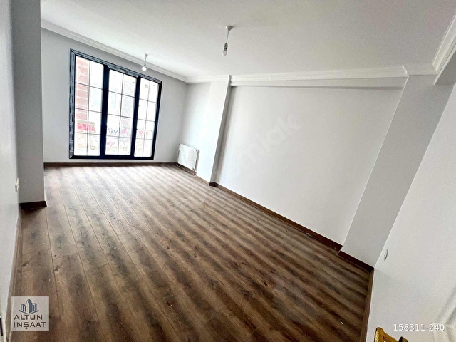 ARNAVUTKÖY ANADOLU MAH MERKEZİ KONUMDA 2+1 ARAKAT DAİRE - Görsel 6