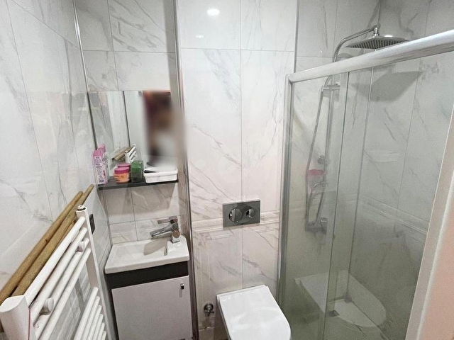 YÜKSELTEPEDE FULL YAPILI GENİŞ M2 TERAS BALKON YÜKSEK KATTA 4+1 - Görsel 24