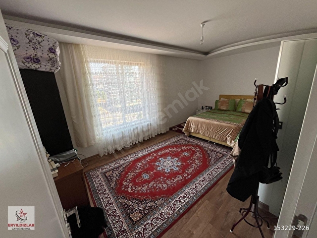 YÜKSELTEPEDE FULL YAPILI GENİŞ M2 TERAS BALKON YÜKSEK KATTA 4+1 - Görsel 19