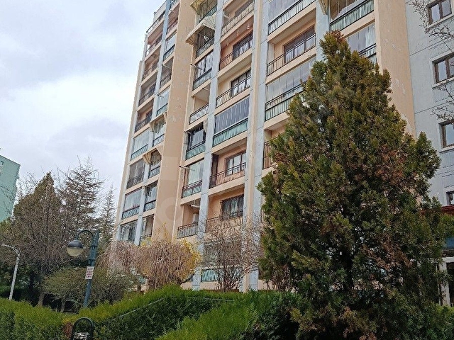 ERYAMANDA SATILIK 3+1 DAİRE METROYA YAKIN SİTE İÇİNDE ASANSÖRLÜ