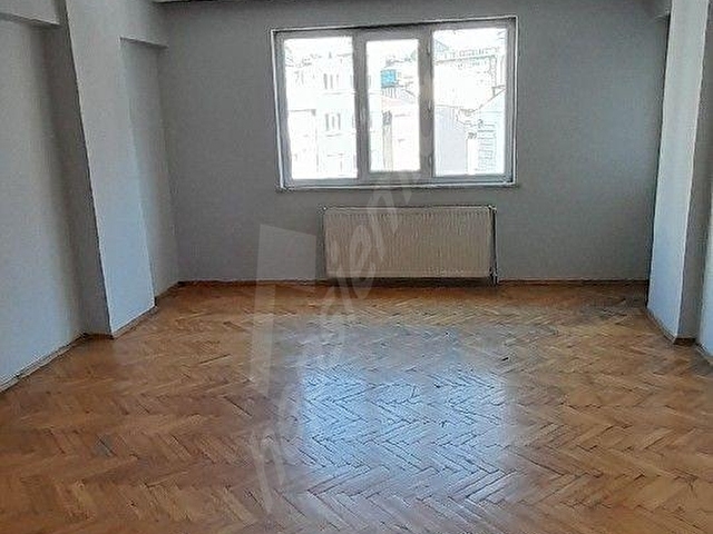 RNKdan ŞİŞLİ CAMİSİNE 10 DAKİKA 2+1 TEMİZ 3.KAT DAİRE - Görsel 2