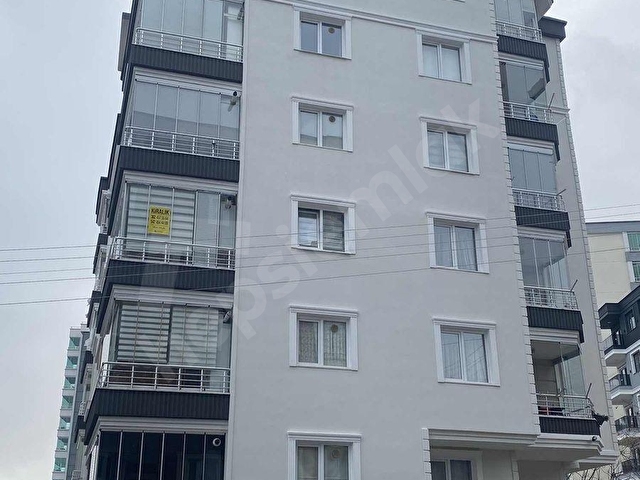 ÇELİK EMLAKTAN ATAKUM KÖRFEZ MAHALLESİNDE KİRALIK 3+1 DAİRE - Görsel 21