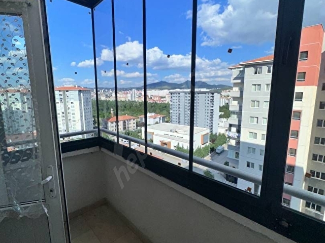 Eksiksiz ve Tertemiz! Taşınmaya Hazır Kiralık Aile Evi - Görsel 11