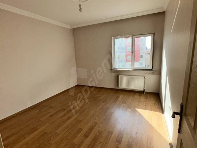 Eksiksiz ve Tertemiz! Taşınmaya Hazır Kiralık Aile Evi - Görsel 5