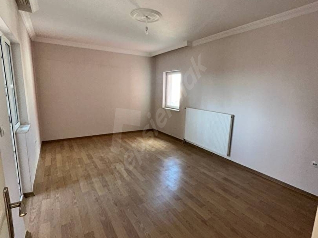 Eksiksiz ve Tertemiz! Taşınmaya Hazır Kiralık Aile Evi - Görsel 7