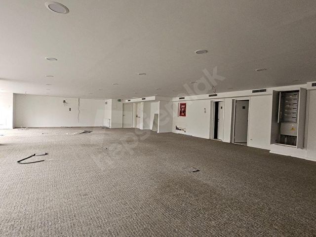 ANKARA ÇANKAYADA KİRALIK PRESTİJLİ OFİS / TBMMYE 500 METRE / 450 m² / 6 OTOPARKLI KURUMSAL OFİS - Görsel 17