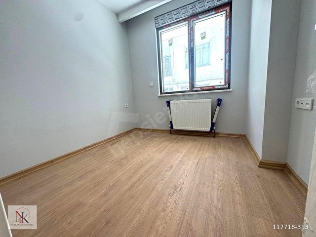 Caddebostan Sahilde Satılık Daire 110m2 Ebeveynli 2+1 - Görsel 18
