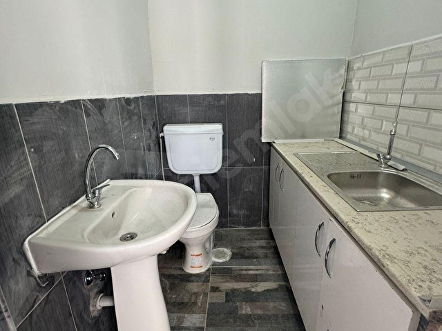 HACICELAL MAH. KALE KARŞISI 100M² SATILIK DÜKKAN - Görsel 16