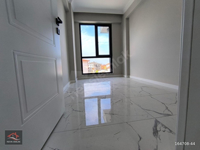 ARİFİYE NEVİYE BUTİK PROJEDE ÖN CEPHE MODERN 2+1 KİRALIK DAİRE - Görsel 25