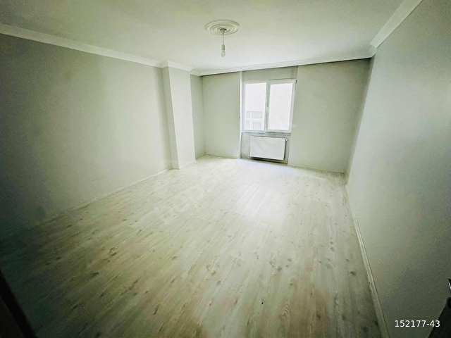 TRAMVAYA KOMŞU 2+1 110M2 1 KAT 3 YILLIK KAPALI OTOPARKLI DAİRE - Görsel 7