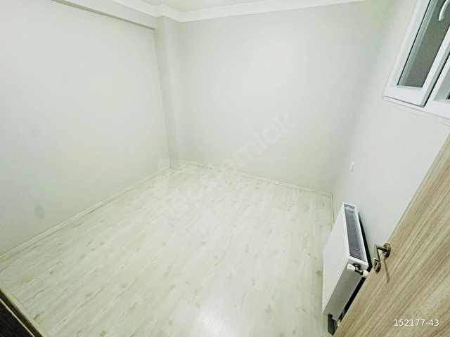 TRAMVAYA KOMŞU 2+1 110M2 1 KAT 3 YILLIK KAPALI OTOPARKLI DAİRE - Görsel 10