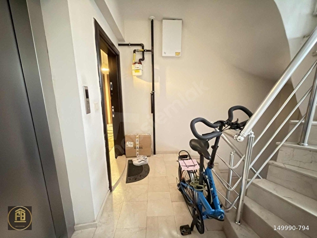 KARŞIYAKA ŞEMİKLER BALKONLU ÖNÜ AÇIK K.MUTFAK SATILIK 2+1 DAİRE - Görsel 21