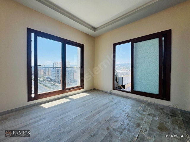 FAMESTEN ERDEMLİDE MERKEZİ KONUMDA, TERASLI 2+1 SATILIK DAİRE - Görsel 13