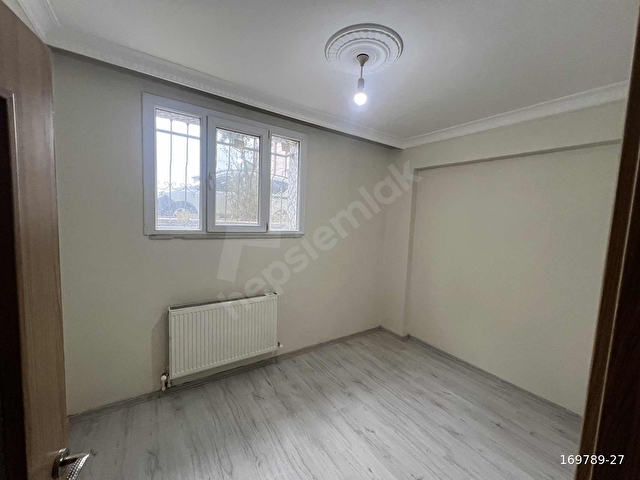 ARNAVUTKÖY DE 4 SENELİK BİNA DA KİRALIK 1+1 BAHÇE KATI - Görsel 12
