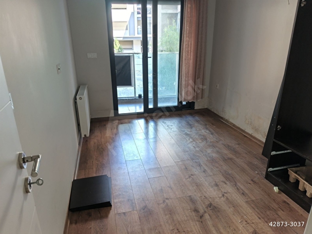 DEMİRKÖPRÜ METRONUN KARŞI SOKAĞINDA 1+1 KİRALIK DAİRE - Görsel 4