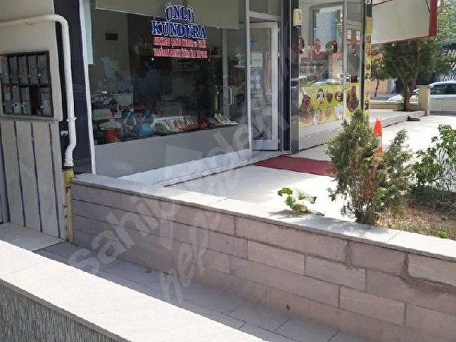 Sahibinden Cadde Üzeri, Metroya Yakın, Geniş Depolu Satılık Dükkan - Görsel 6