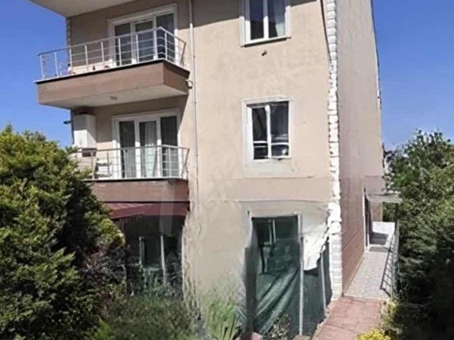 İZMİT BAĞÇEŞMEDE SATILIK 1+1 KİRACILI YATIRIMLIK DAİRE - Görsel 2