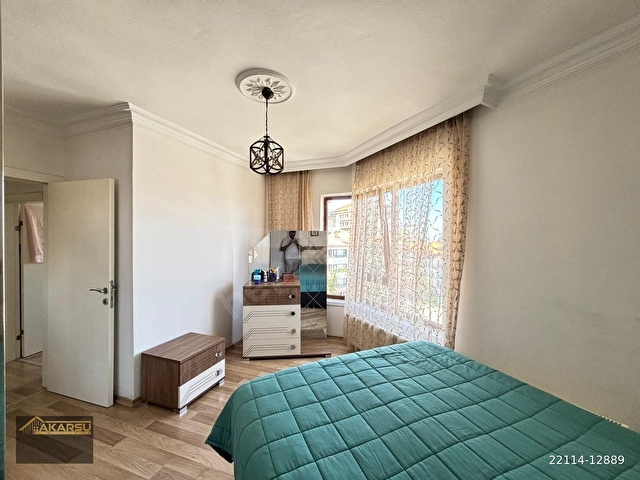 AKARSU EMLAK’TAN ANA CADDE YAKINI YAPILI CEPHESİ AÇIK MANZARALI 3+1 KOMBİLİ ISIYALITIMLI KÖŞE DAİRE - Görsel 5