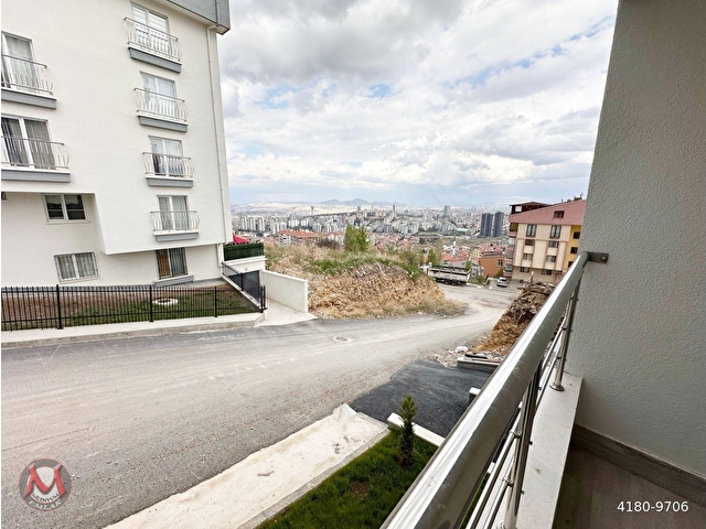Milenyumdan 1+1 54 m² Balkonlu Amerikan Mutfaklı Sıfır Lüks Yapılı Sokak Manzaralı Asansör K.otopar - Görsel 23
