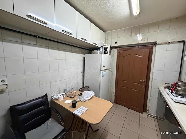 ETİMESGUT MERKEZDE ARA KAT 3+1 SATILIK DAİRE - Görsel 7