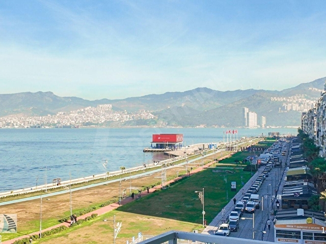 1.Kordonda Gündoğdu Meydanı Cepheli Kiralık Full Deniz Manzaralı - Görsel 3