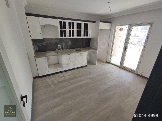 HİLAL EMLAK TAN FERİDUNÇELİK CADDE YAKIN 3+1 3.KAT FIRSATDAİRE - Görsel 3