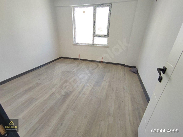 HİLAL EMLAK TAN FERİDUNÇELİK CADDE YAKIN 3+1 3.KAT FIRSATDAİRE - Görsel 13