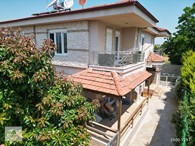 Döşemealtı Yalınlıda Fırsat Havuzlu Bahçeli 2 Katlı Villa - Görsel 20