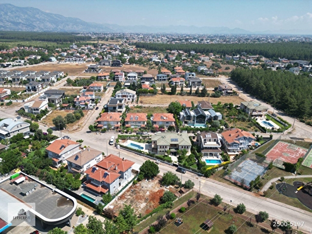 Döşemealtı Yalınlıda Fırsat Havuzlu Bahçeli 2 Katlı Villa - Görsel 10